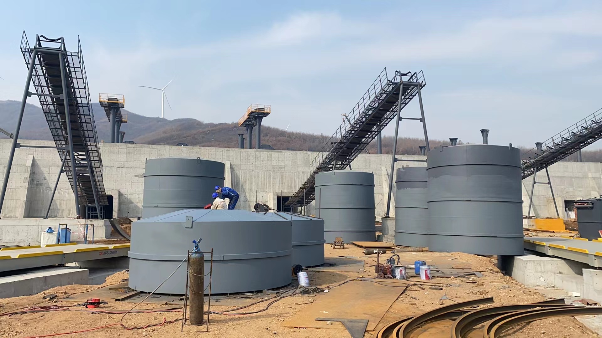 晉城骨料倉(cāng)與石子倉(cāng)秋季施工管理策略與防護(hù)措施